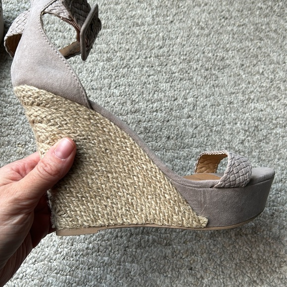 QUPID | size 10 heels - Picture 6 of 9